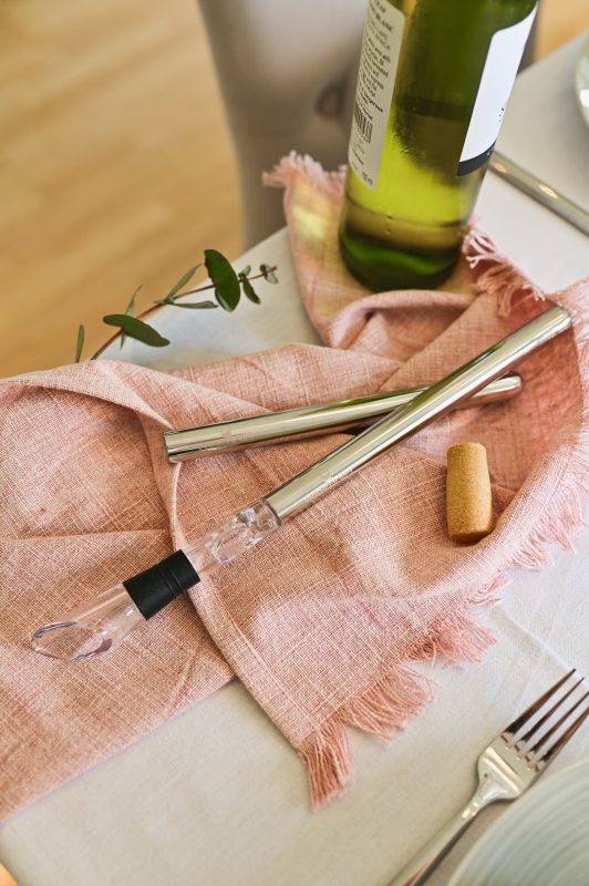 Winelover Wine Chiller (x 2) with Pourer